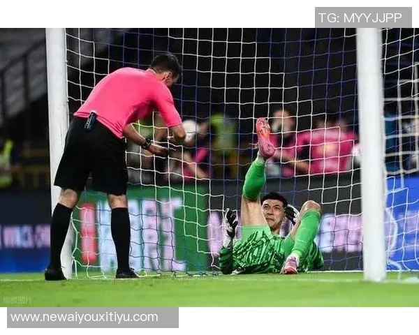 中国金手套奖候选人名单揭晓陈晨侯森李昊刘殿座颜骏凌争夺荣誉 中国金手套奖候选人名单揭晓陈晨侯森李昊刘殿座颜骏凌争夺荣誉