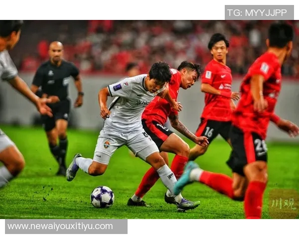 成都蓉城在202526亚冠精英联赛第2轮中以1-0战胜江原FC取得宝贵胜利