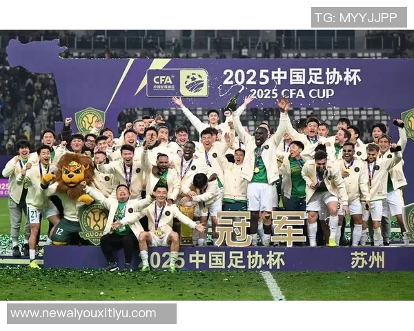 山西崇德荣海主场遭中足联通报批评因个别观众投掷鼓槌事件